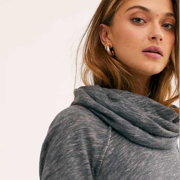Free People Beach Cocoon Pullover in Gray - Picture 2 of 9
